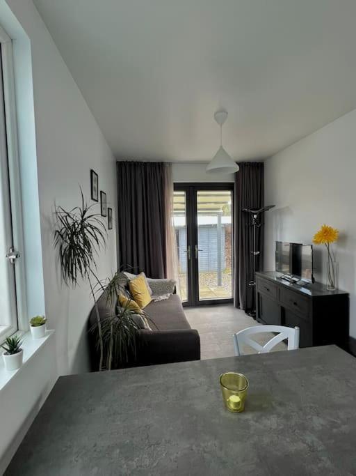Newly Renovated 1 Bedroom Flat With Garden Pergola Ίννις Εξωτερικό φωτογραφία